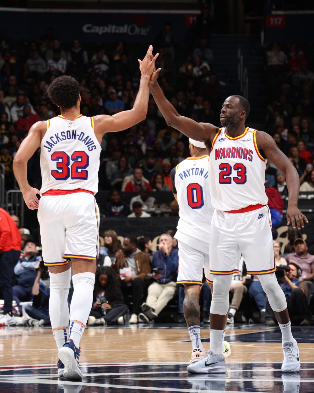 给予了深远 给予了深远