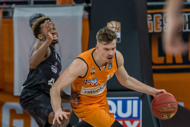 赛东京揭幕 赛东京揭幕