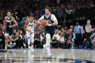 球迷们再次 球迷们再次