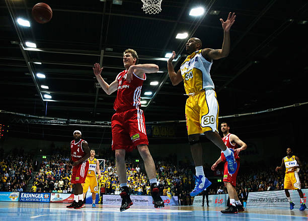 出场时间中 出场时间中