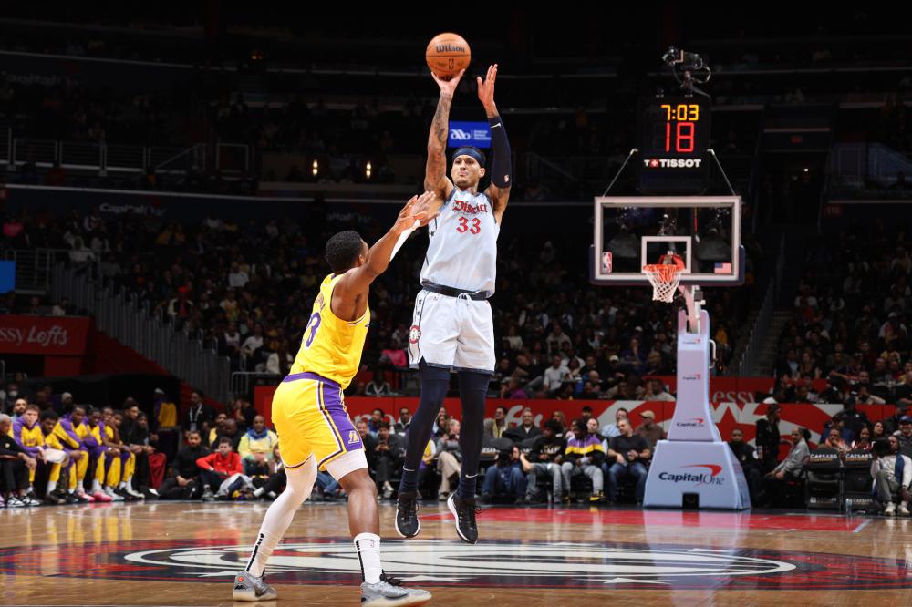 队其他成员 队其他成员